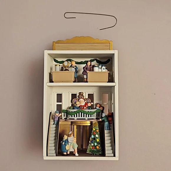 Hallmark Anniversary Edition 20 years of Keepsake Onaments Tannenbaum's Dept. 93 - Picture 8 of 10